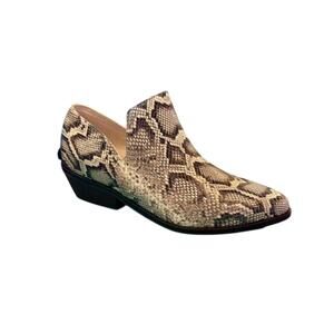 NEW CHOCOLAT BLU women cori ankle bootie in light brown embossed snake